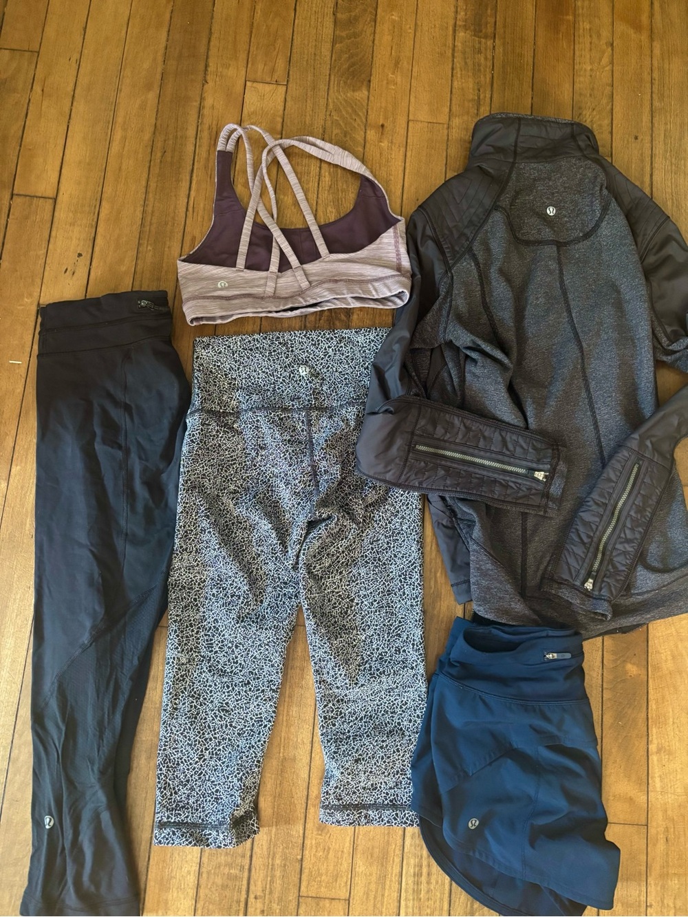lululemon athletica Black and Heather Gray Active Leggings Set